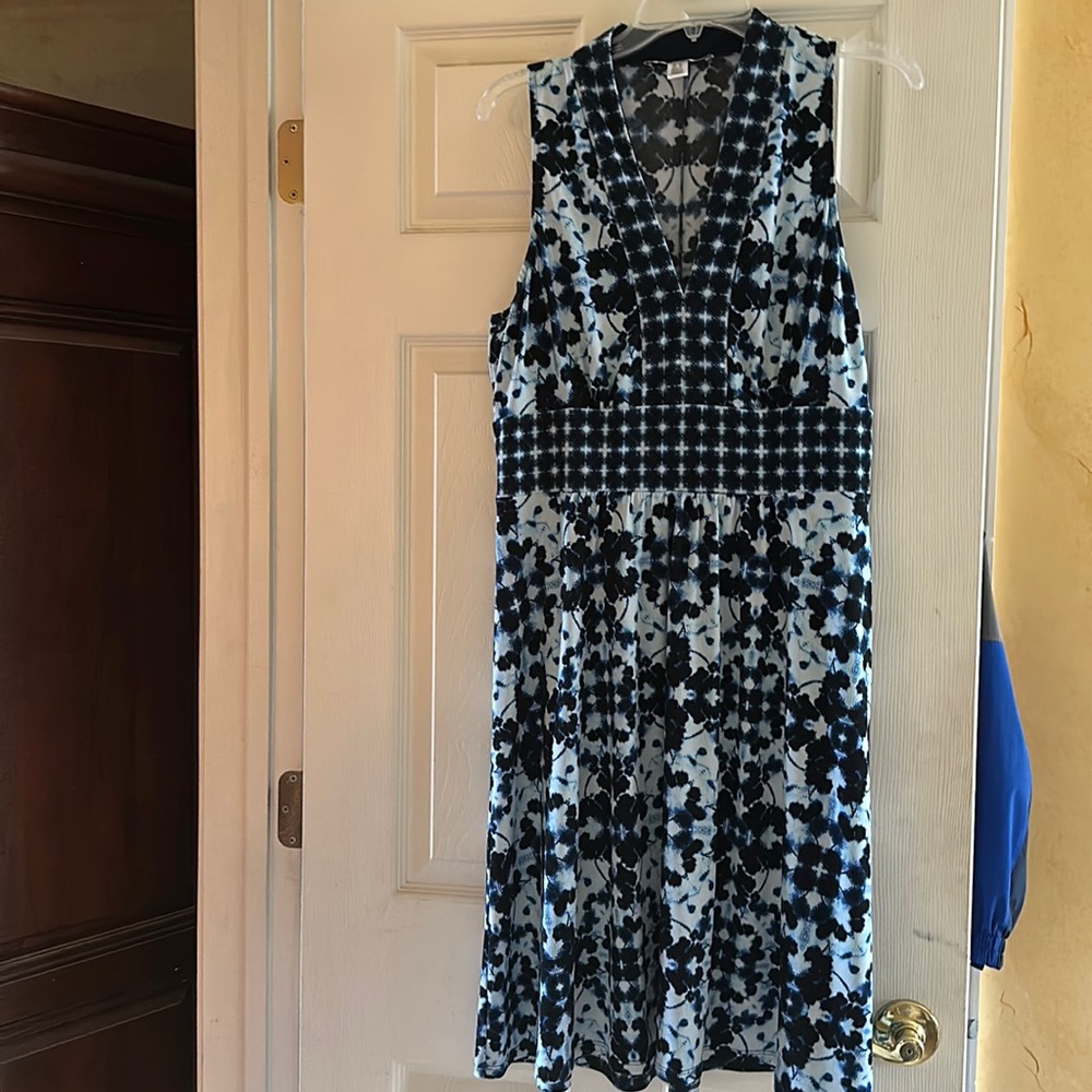 Sleeveless Navy and Light Blue Floral Midi Dress -